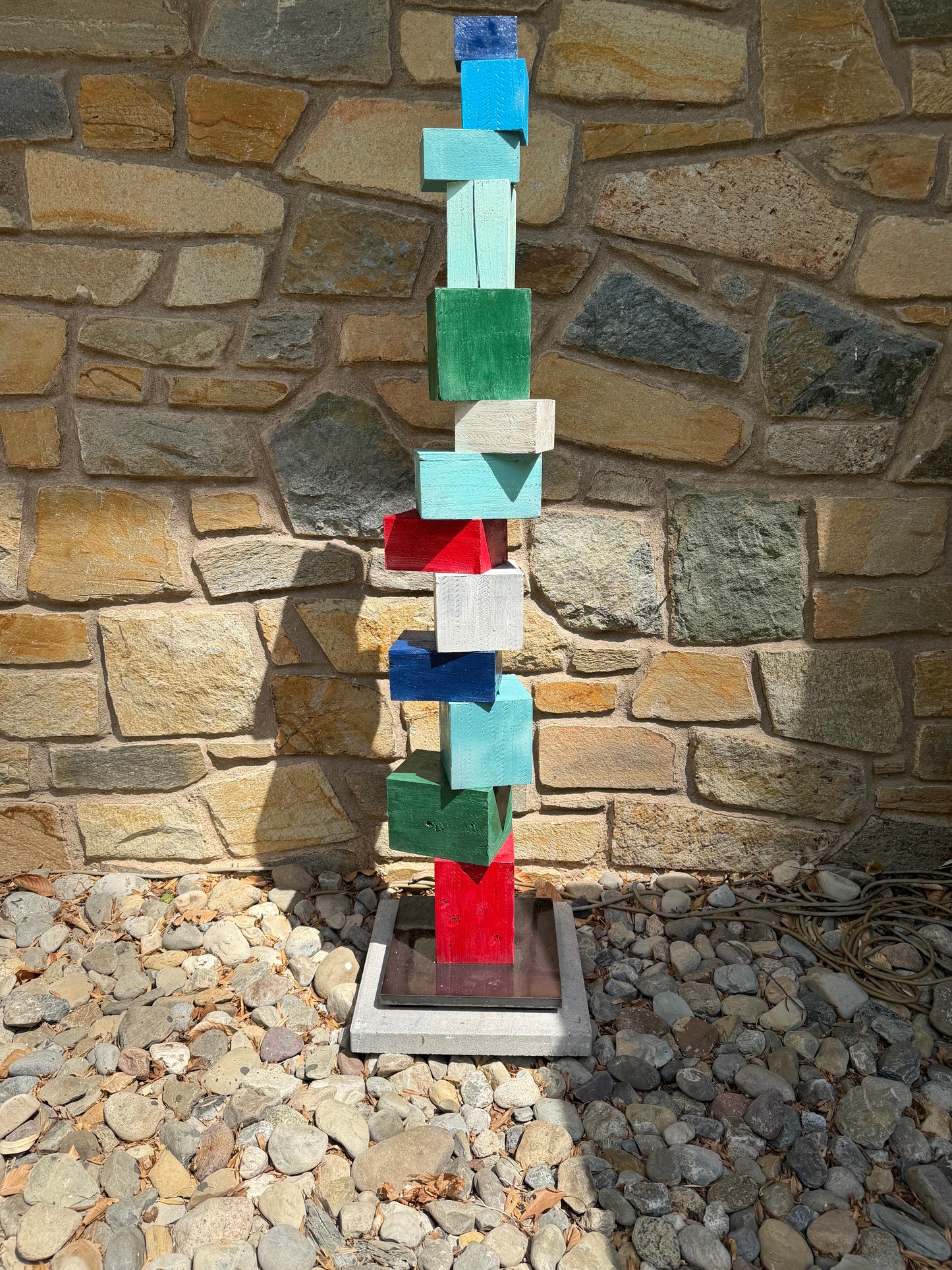Indoor-Outdoor Colorblock Totem #85