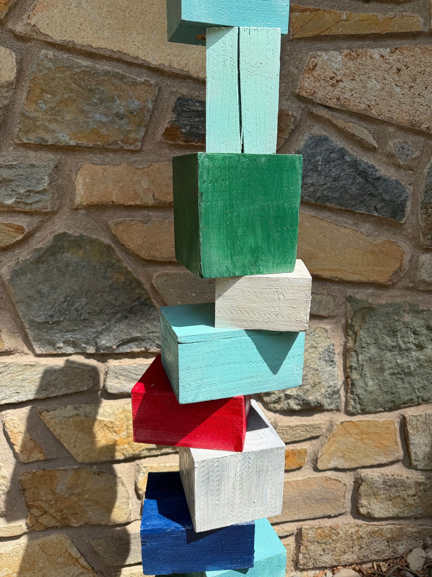 Indoor-Outdoor Colorblock Totem #85