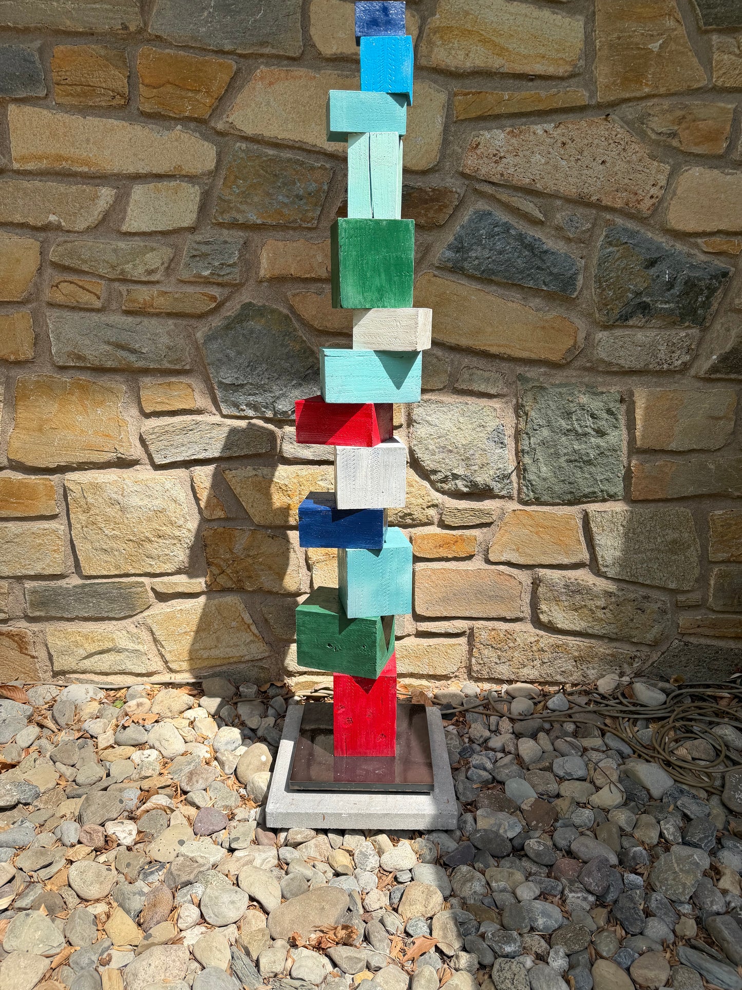 Indoor-Outdoor Colorblock Totem #85
