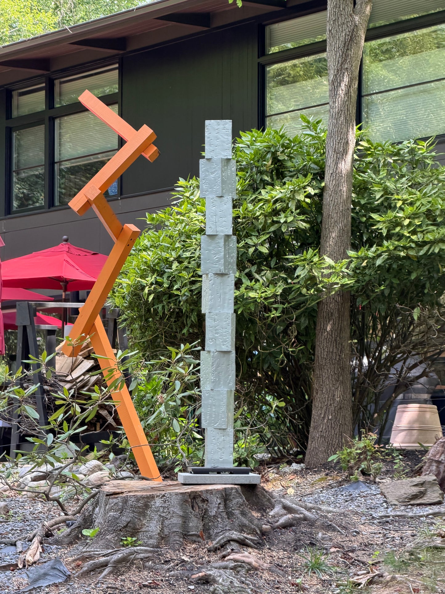 Indoor-Outdoor Aluminum PaintedTotem #93