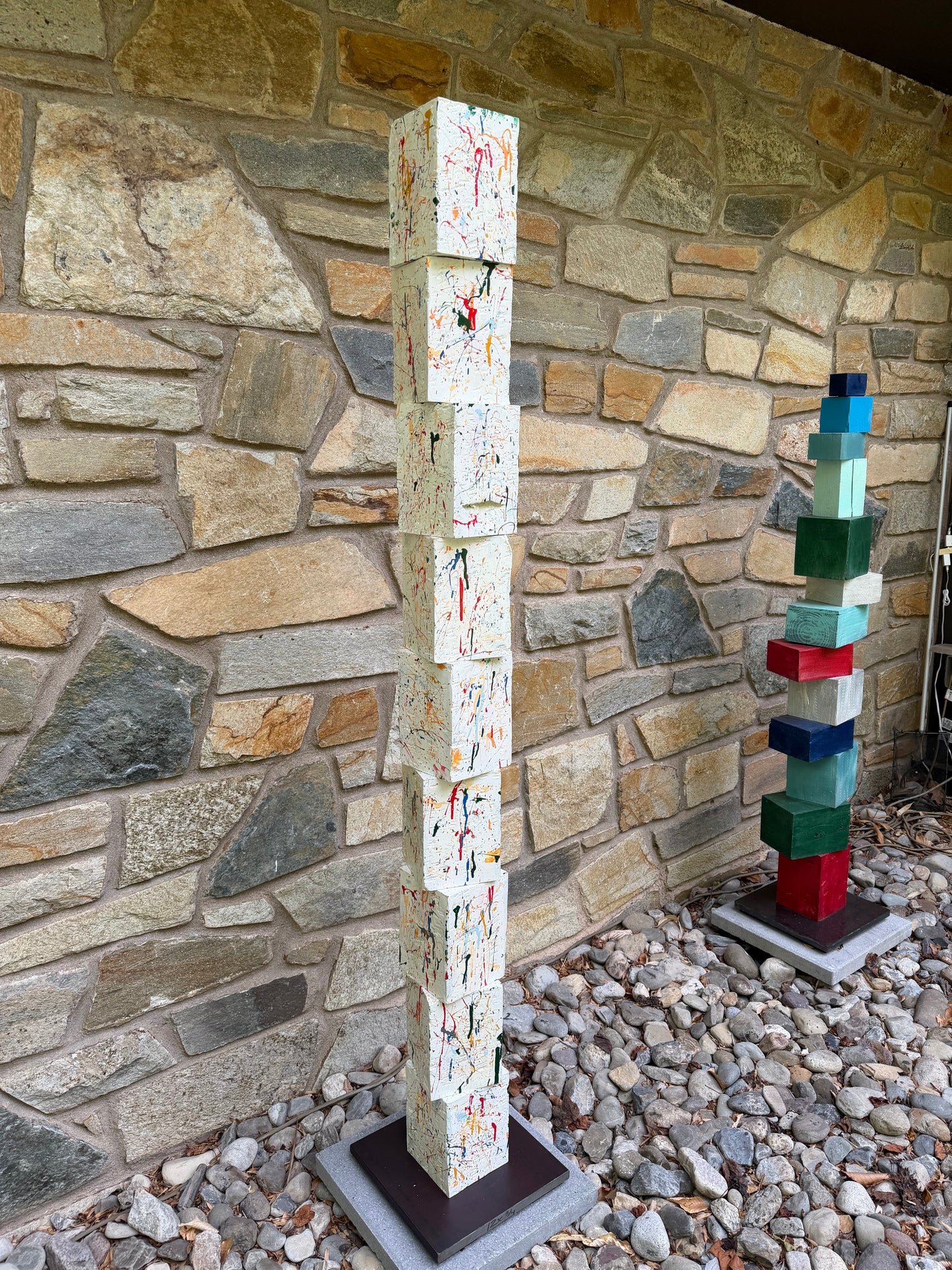 Indoor-Outdoor Multicolor Splatter Totem #83