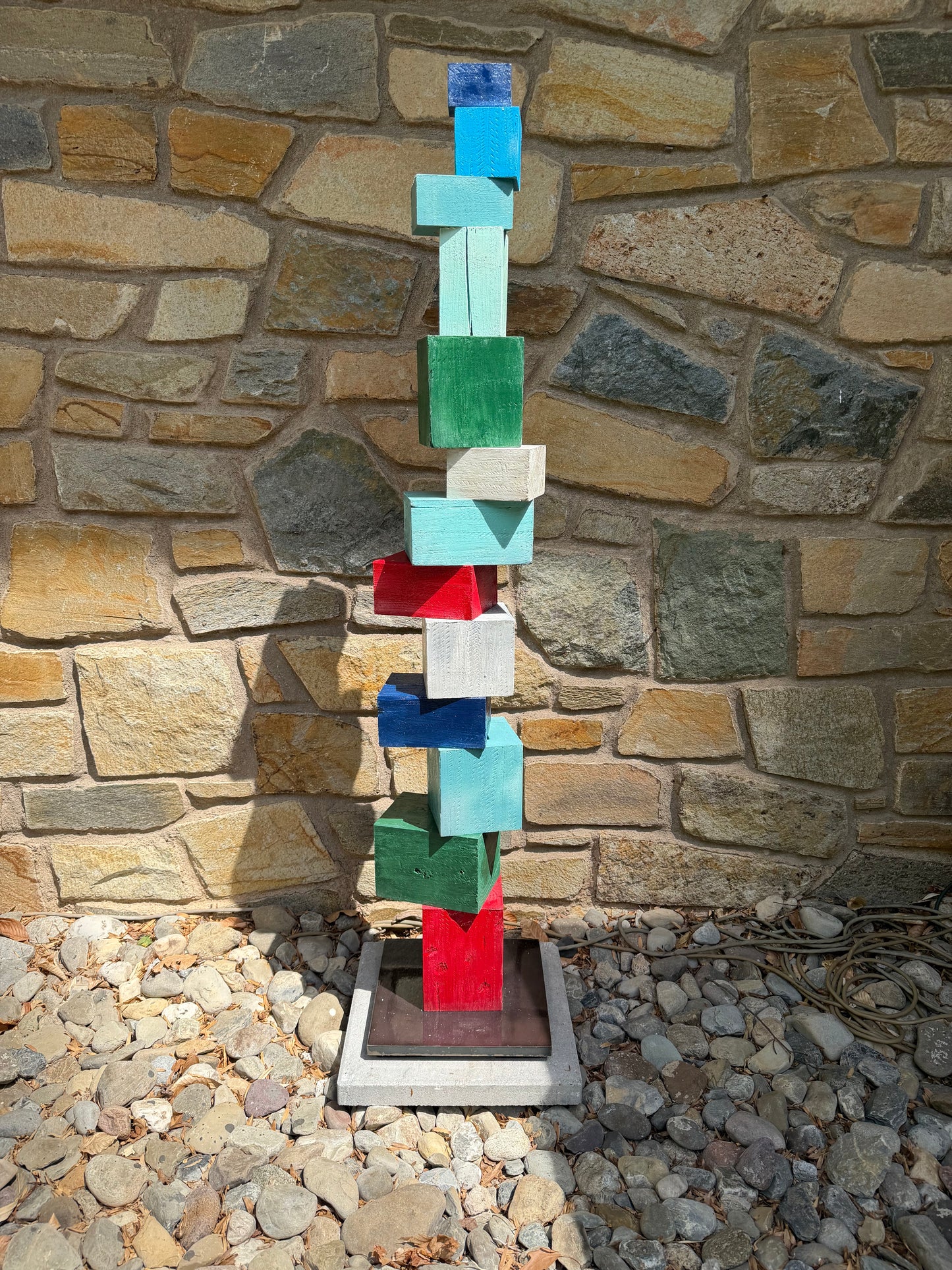 Indoor-Outdoor Colorblock Totem #85