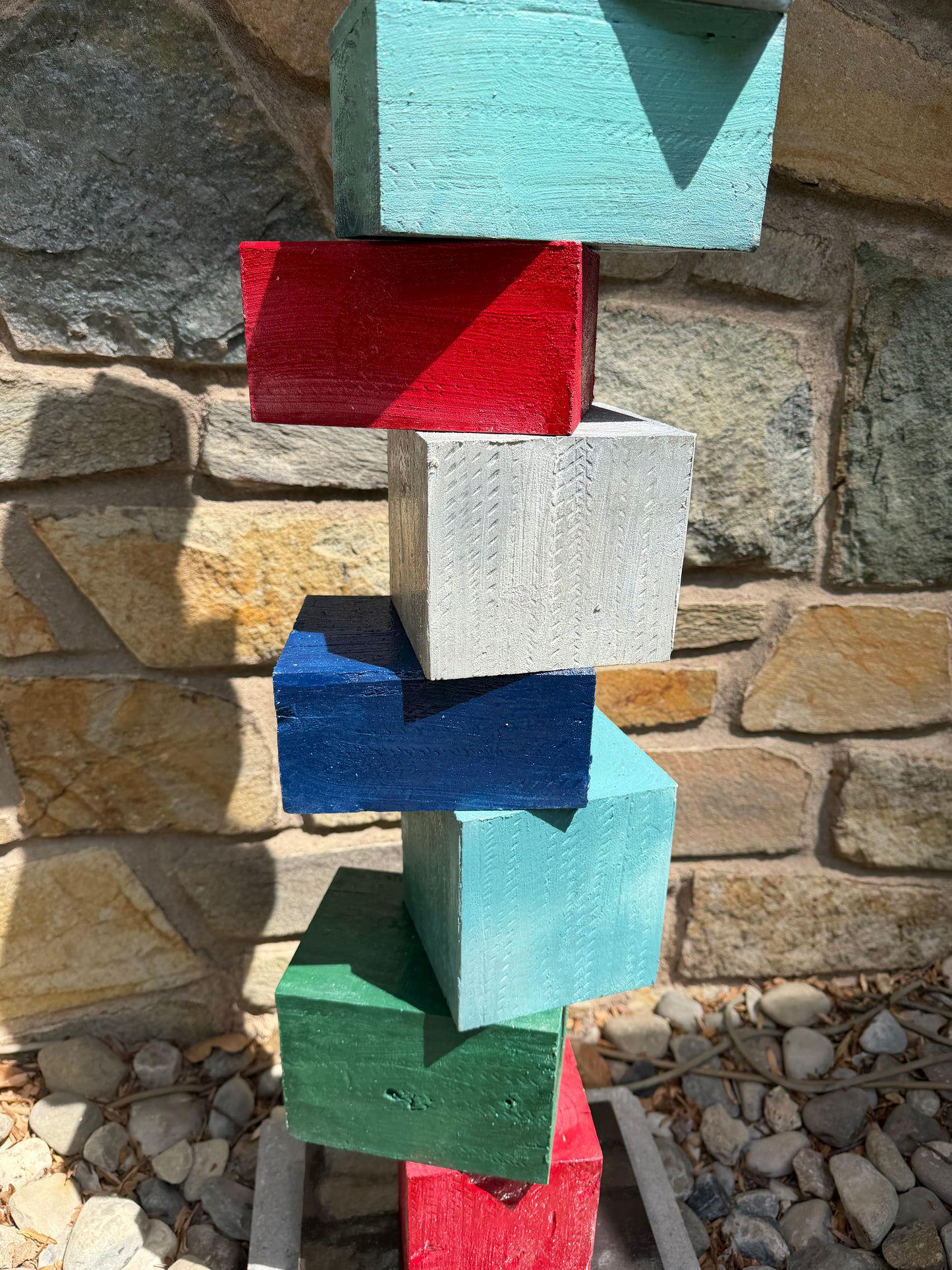 Indoor-Outdoor Colorblock Totem #85