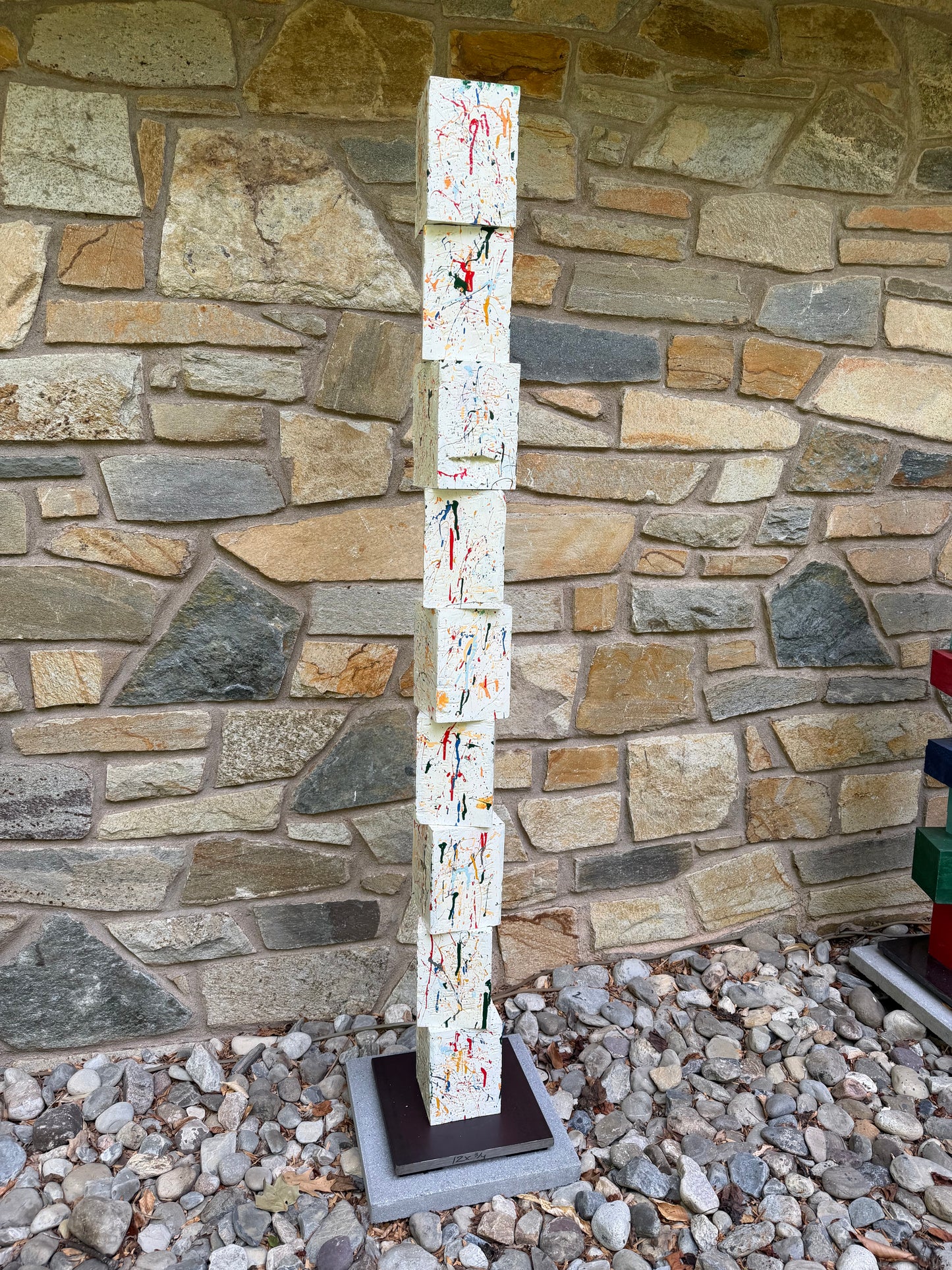 Indoor-Outdoor Multicolor Splatter Totem #83